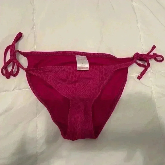 Bikini bottoms - Picture 1 of 2